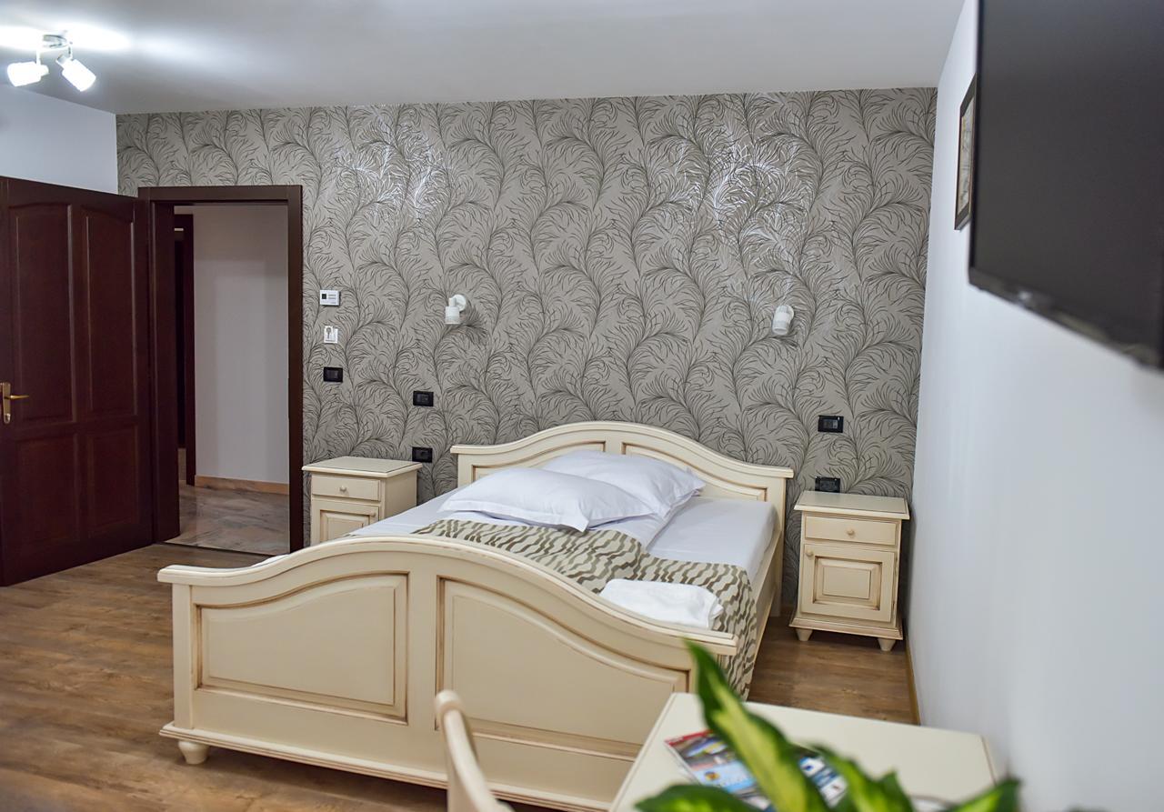 شقة Făgăraş  في San Grecu House المظهر الخارجي الصورة